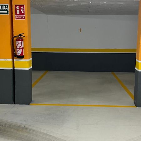 Brisa De Poniente Con Cochera Y Aire Acondicionado Águilas Kültér fotó